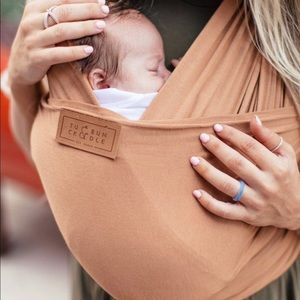 Tuck and bundle baby wrap